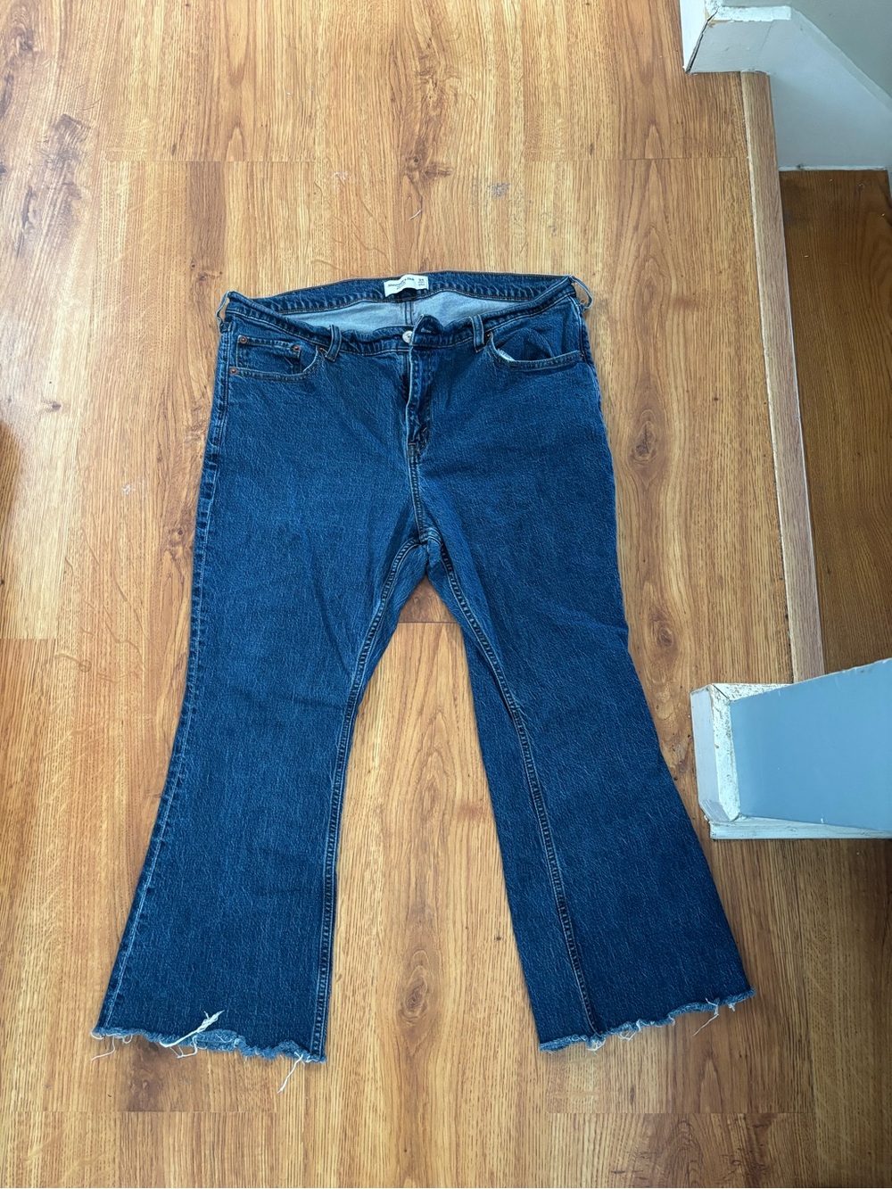 Abercrombie & Fitch Dark Blue Mid Rise Bootcut Jeans - SHORT